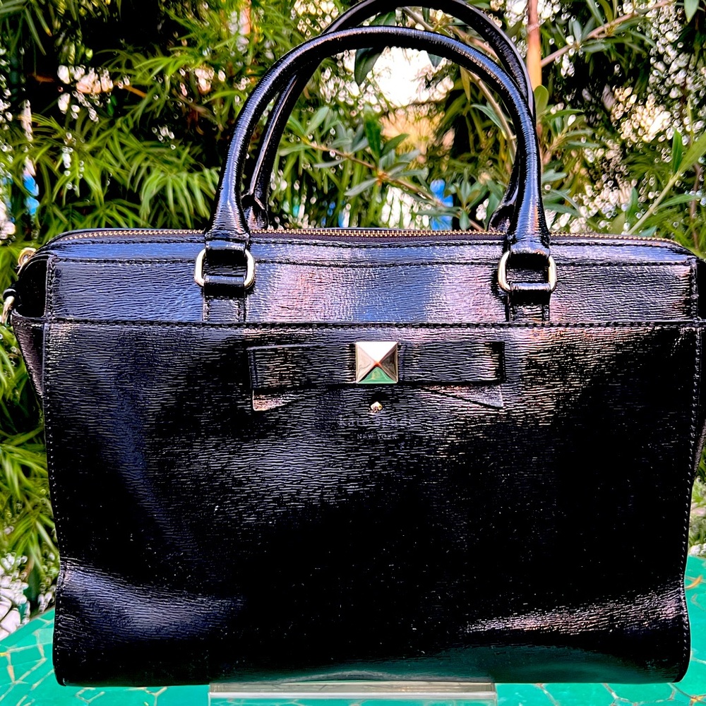 Kate Spade-Elegant Black leather Handbag with Bow Accent